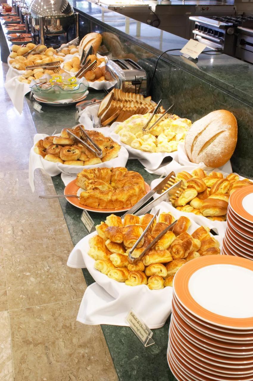 Hotel Transamerica São Paulo Exteriér fotografie A selection of bread and pastry